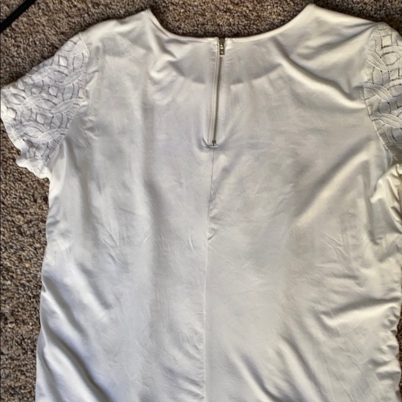 White lace detail short sleeved blouse - Picture 4 of 5